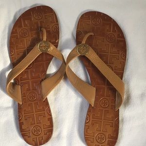 Tory Burch Flip flops